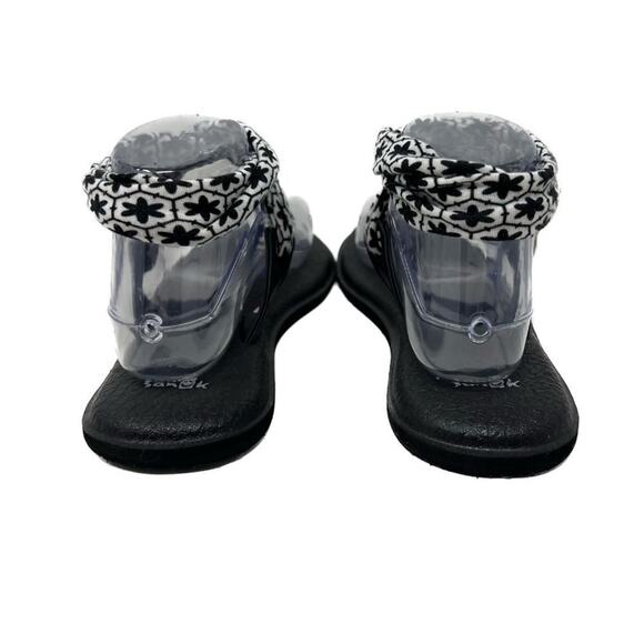 Sanuk Yoga Mat Slingback Black White Floral Sandals 8 - Picture 3 of 7